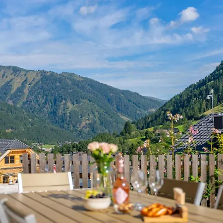 Im Gruenen Herzen * دونيغسباشوالد